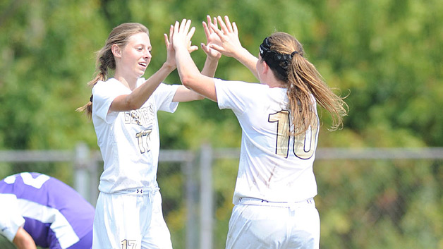 Women’s Soccer Scoreless Drought Ends in 5-4 Win over Chatham