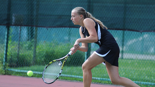 Geneva Tennis Wins on the Road; Moyer’s Continues Perfect Season 