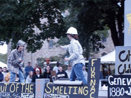 2005 Homecoming float contest winners!