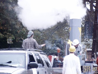 2005 Homecoming float contest winners!