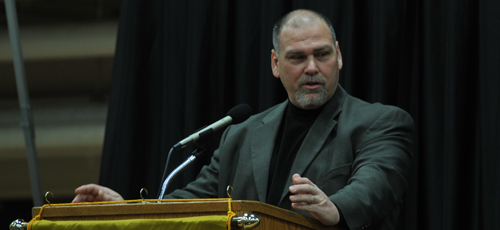 Coach Mike Pinchotti remembers Brandon Lewis.