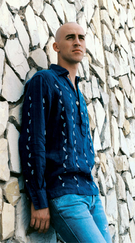 Tyrone Wells will perform a concert on Geneva College's campus on Wednesday, February 25.