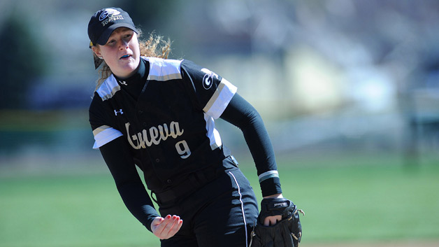 Clara Sevy & Emily Keslar Double Team LaRoche in Monday’s Split