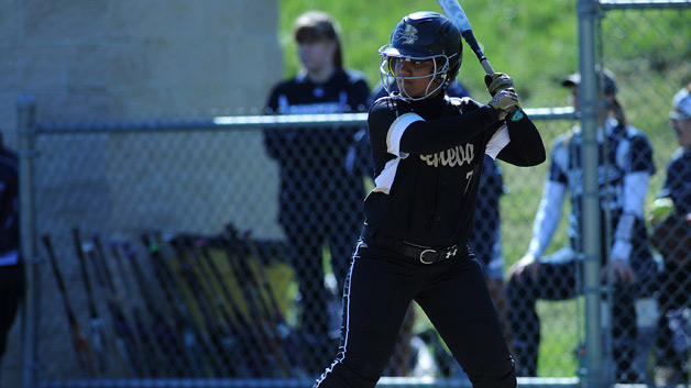 Offensive Explosion Lifts Softball to 10-1, 10-2 sweep over Chatham