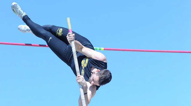 Men’s Track & Field Finishes Third at Slippery Rock Open Meet