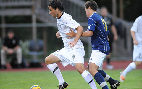 Geneva men’s soccer rebounds from late goal in regulation to win