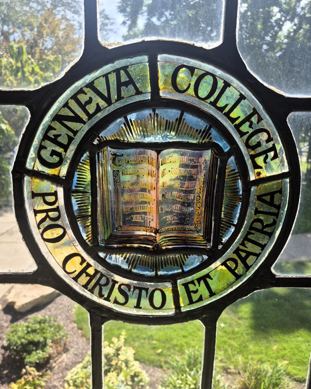 2026-geneva-college-pro-christo-stained-glass-1.png