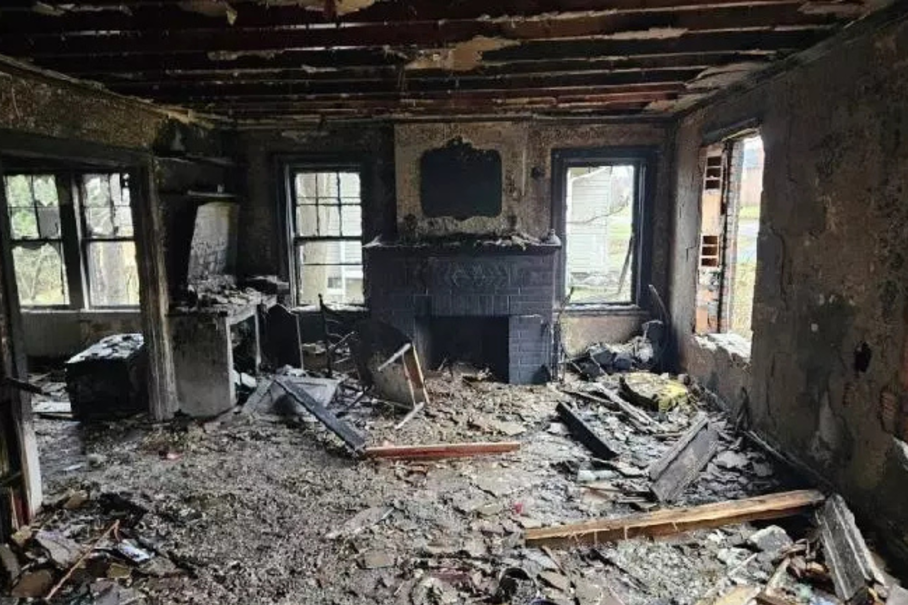 allison-standish-home.png