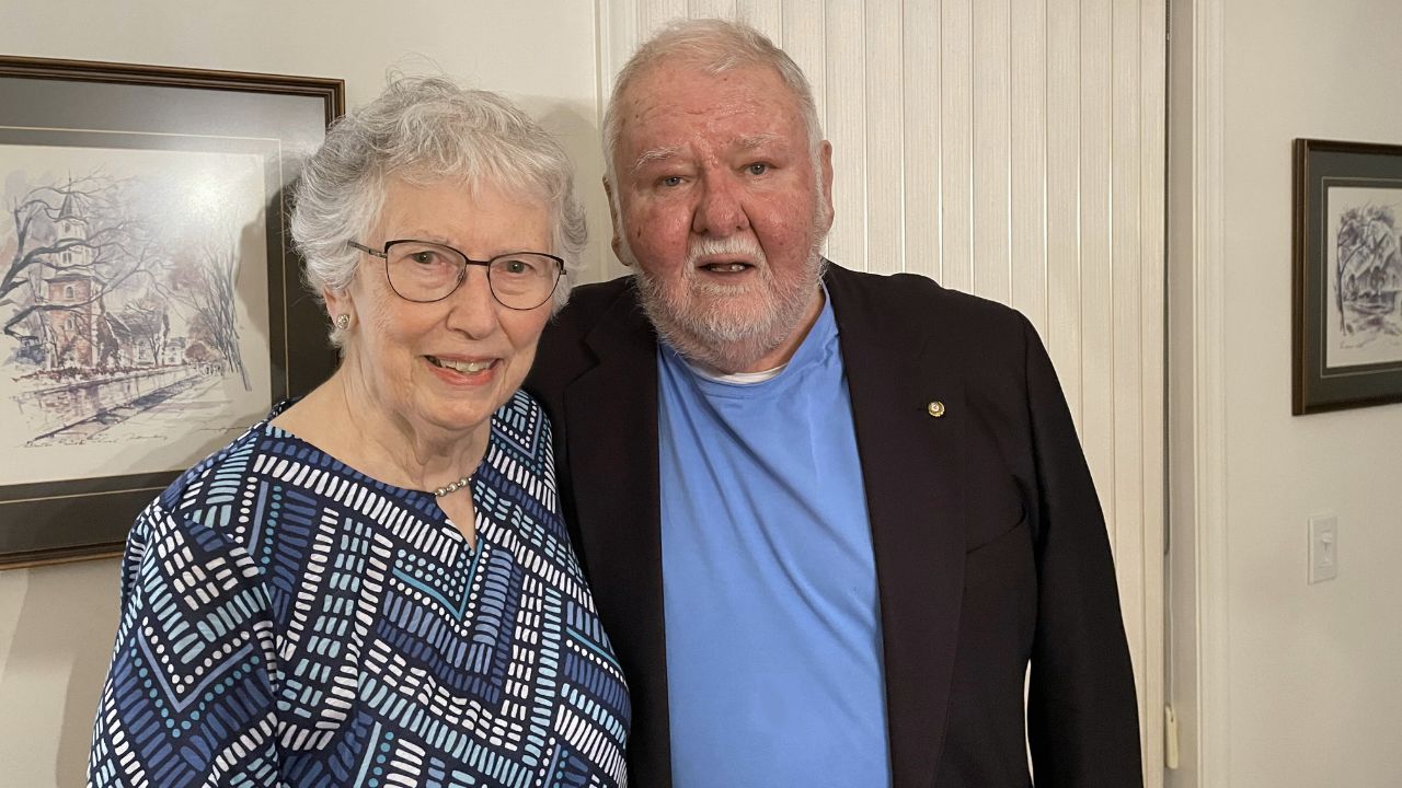 Picture of Chuck and Peg Hartzell: Extending the Gift of Education 