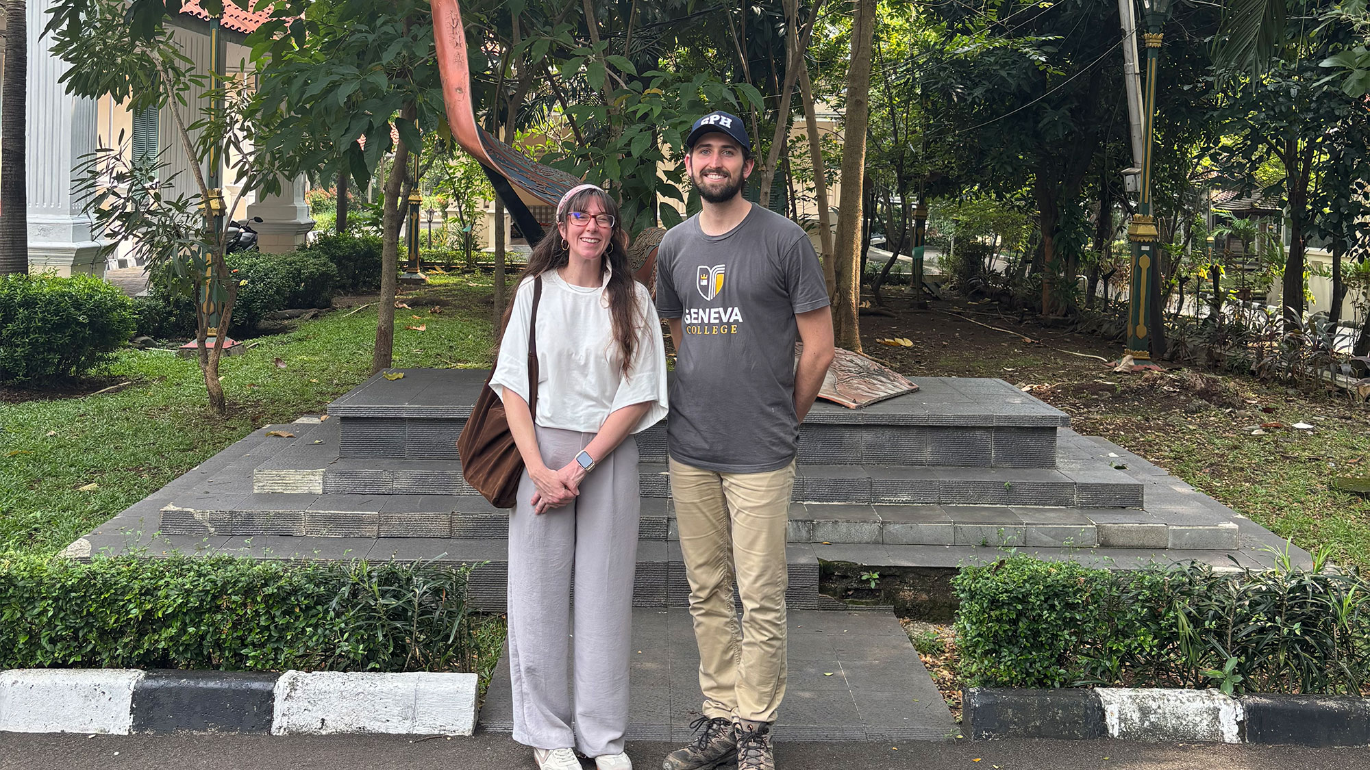 Kevin Arseneaux '25 and Geneva Director of Crossroads Bridget Fox