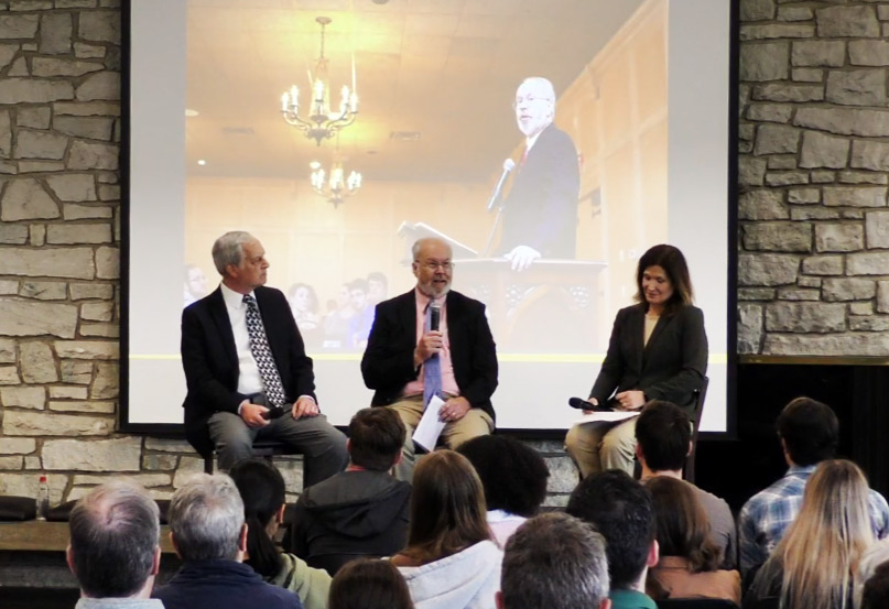 Dr. Neikirk speaks at the Last Lecture event