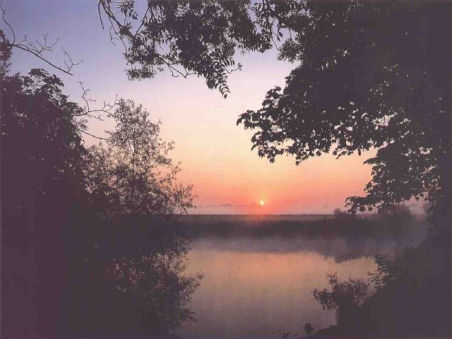 Sunrise across the River Severn (photo: Archie Miles)